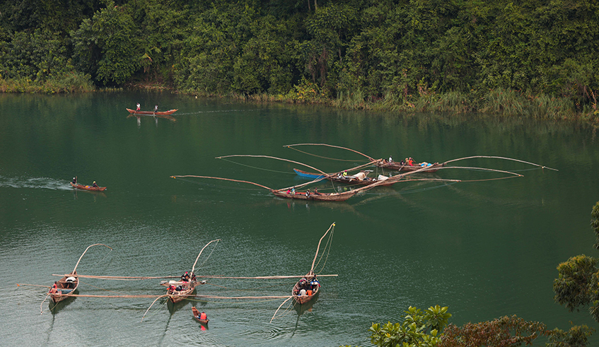 Kayaking in Rwanda